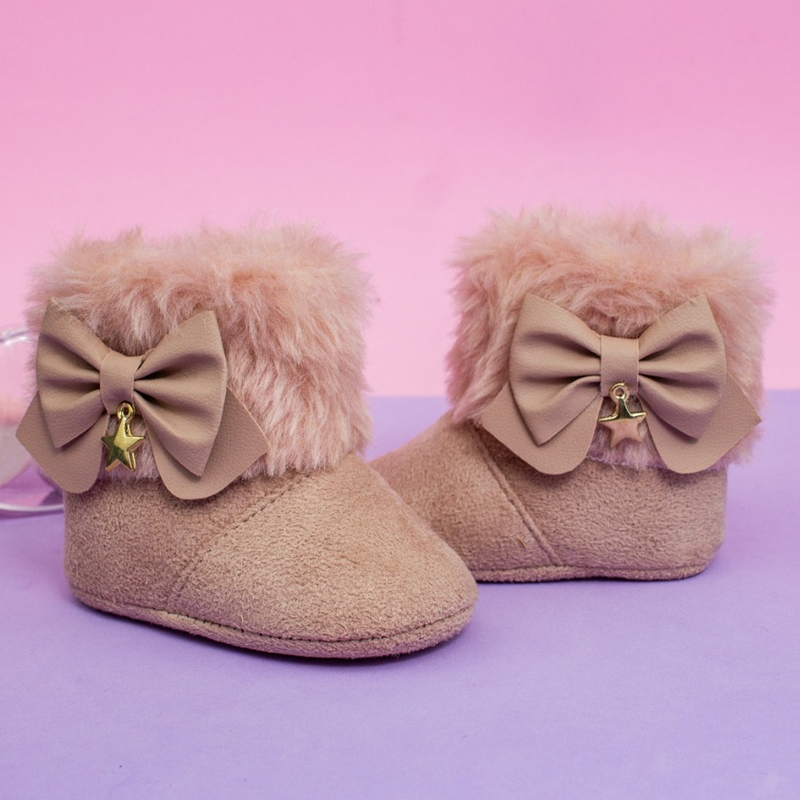 Botinha Forrada Estrelinha